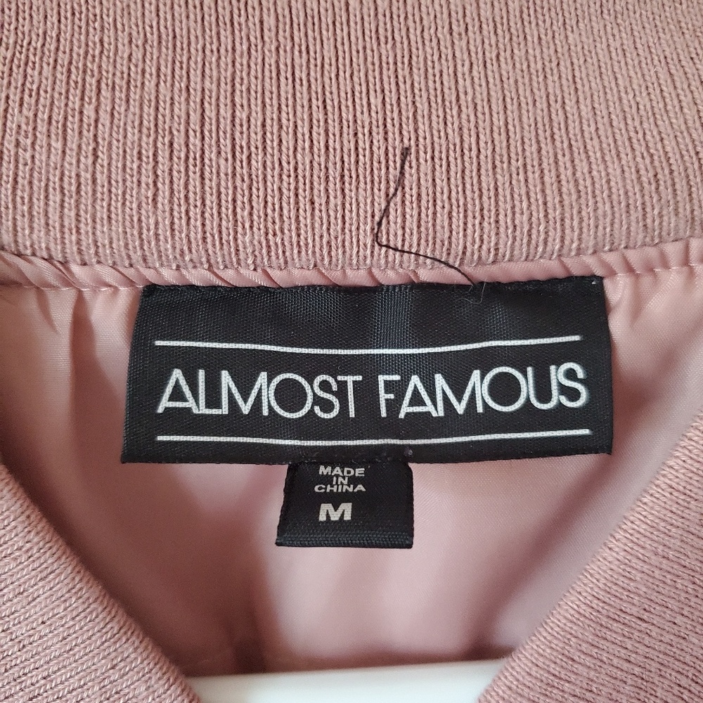 Pink jacket - Picture 2 of 2